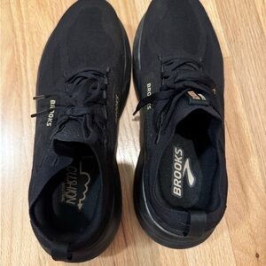 Brooks Men's Black Glycerin 21 Stealthfit Sneakers